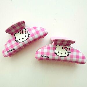 Set of Sanrio Hello Kitty Hair Clips *new never used*